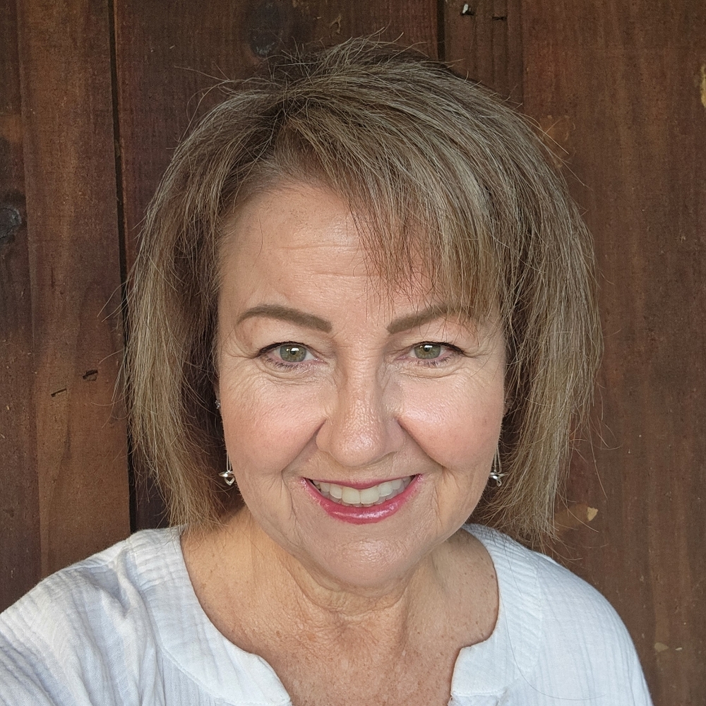 Meet your Posher, Kay